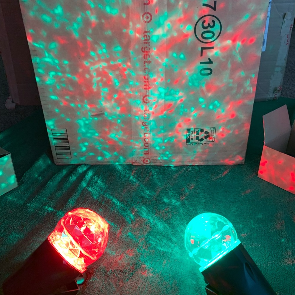 2 pack of LED light show outdoor projection green and red Christmas holiday